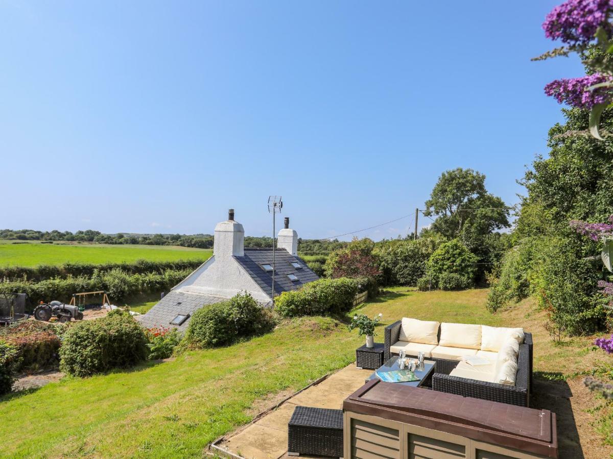 Tan Yr Allt Pwllheli Exterior photo